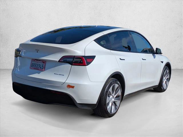 Used 2020 Tesla Model Y Long Range image 5