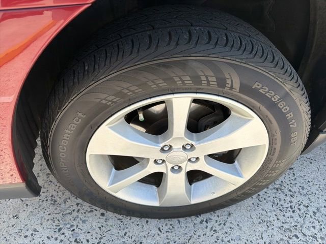 Used 2013 Subaru Outback 2.5i Premium AWD/4WD image 2