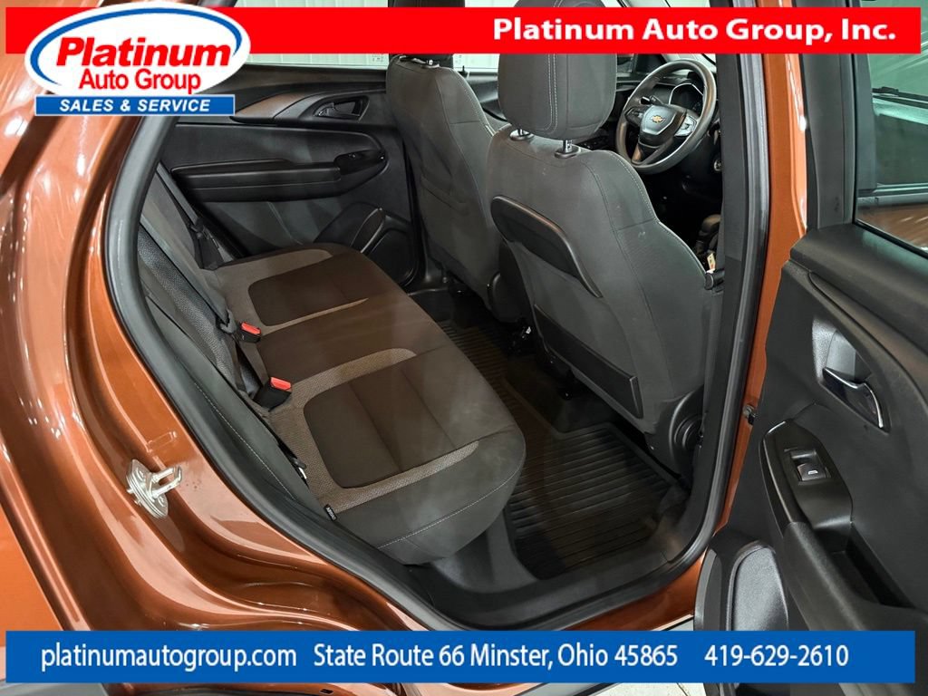 Used 2021 Chevrolet TrailBlazer LT FWD image 35