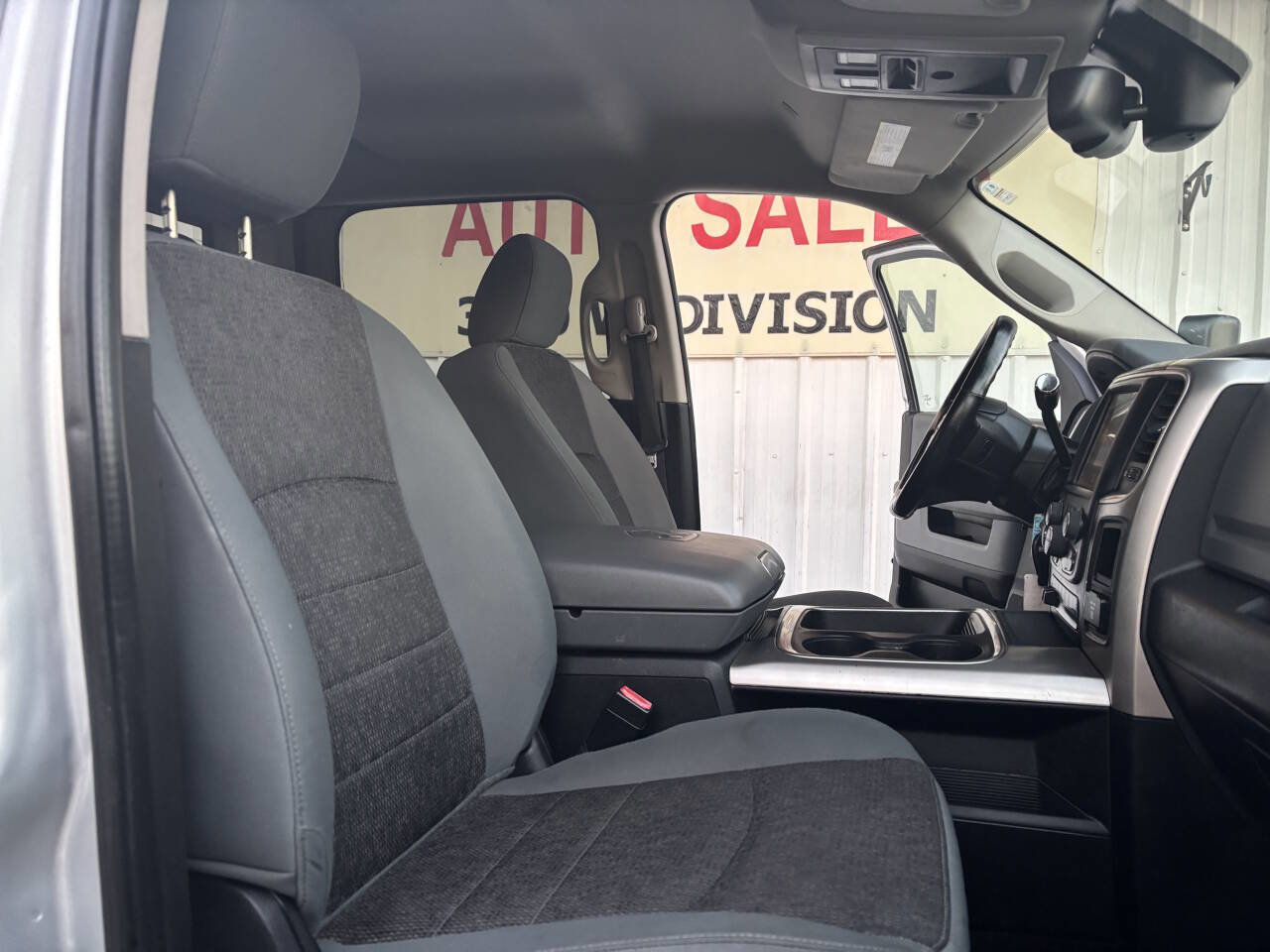 Used 2017 RAM 2500 Lone Star image 16