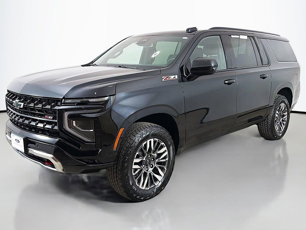 Used 2025 Chevrolet Suburban Z71 AWD/4WD image 10