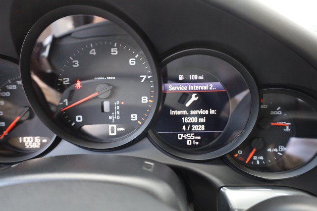 Used 2013 Porsche 911 Carrera 4 AWD/4WD image 30