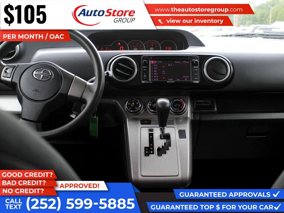 Used 2014 Scion xB FWD image 11