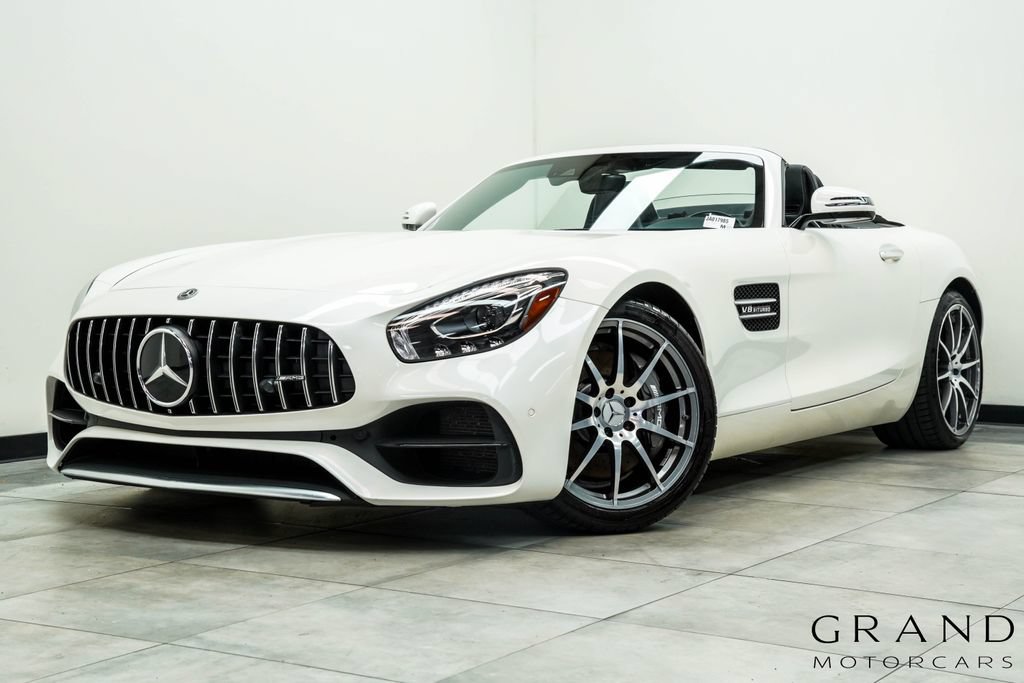 Used 2018 Mercedes-Benz AMG GT Roadster image 1