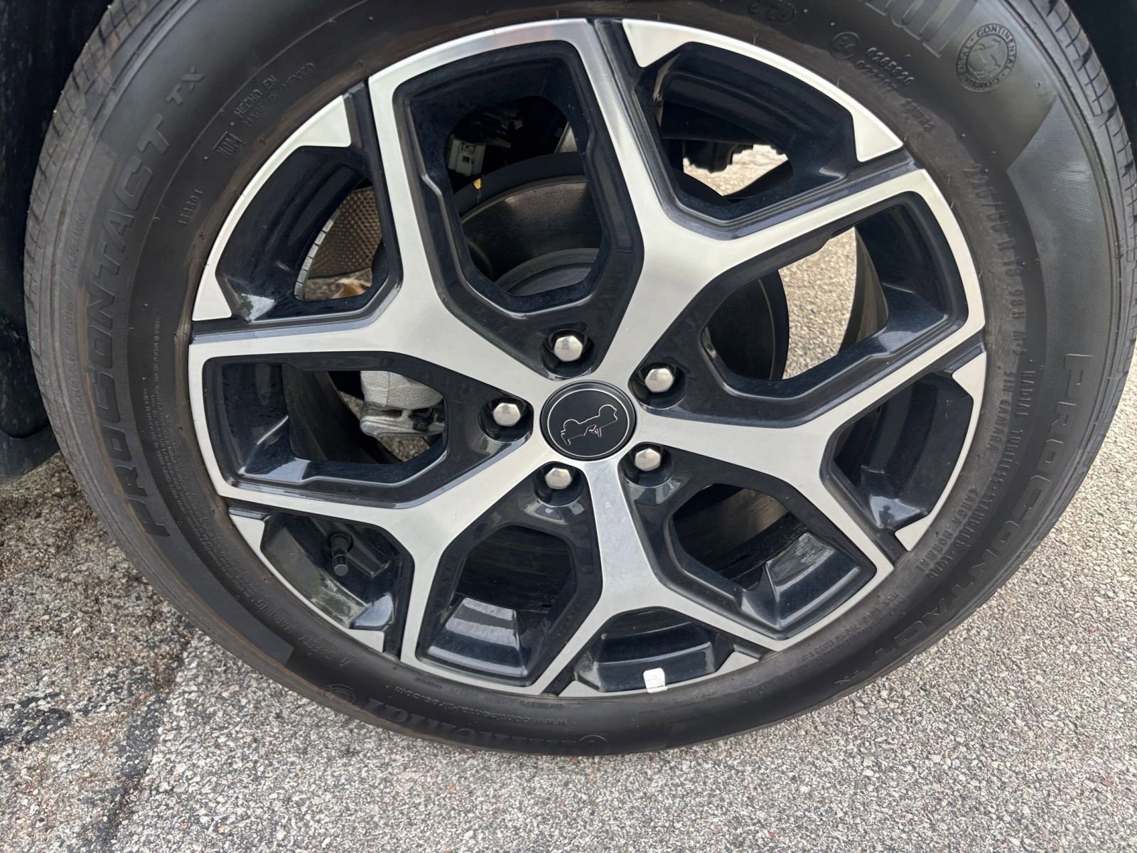 Used 2025 Jeep Compass Limited image 29