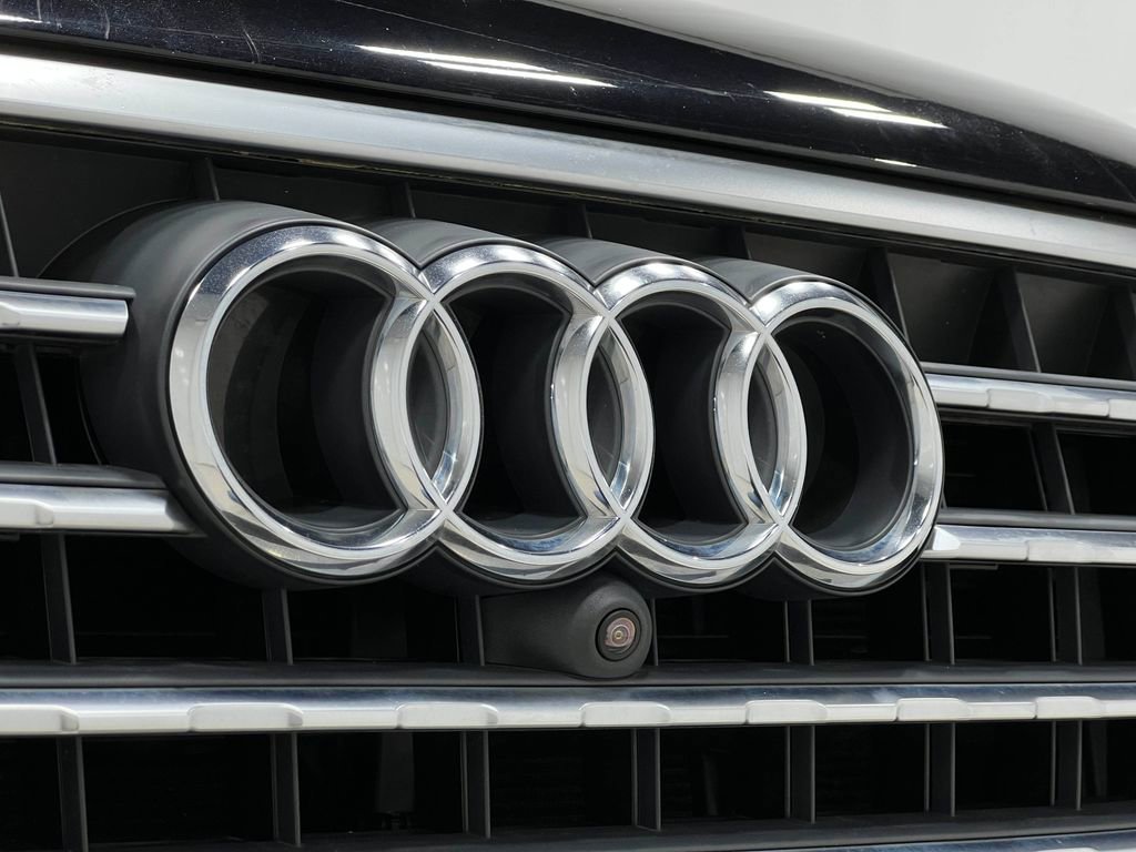 Used 2017 Audi Q7 3.0T Prestige w/ Prestige Package AWD/4WD image 46