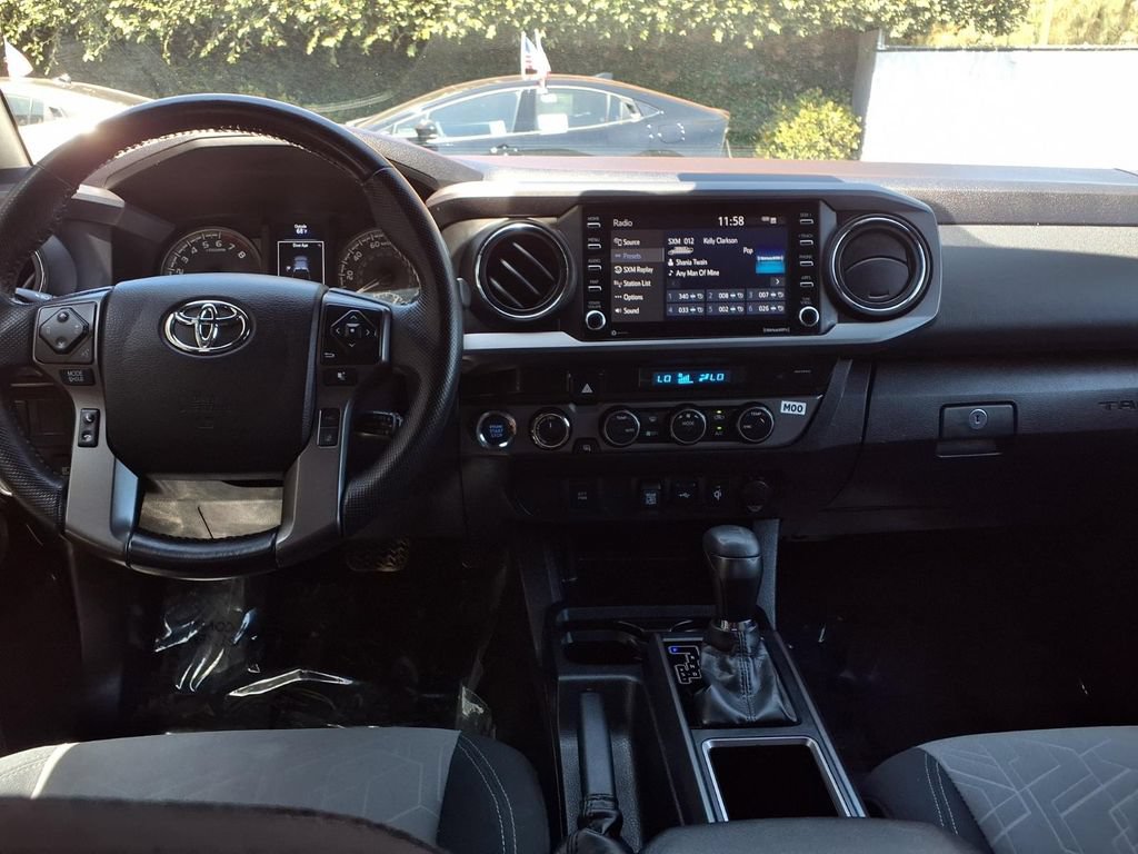 Certified 2023 Toyota Tacoma TRD Off-Road AWD/4WD image 21