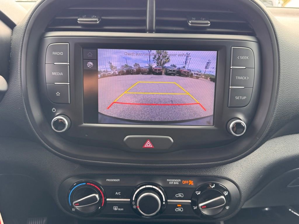 Used 2023 Kia Soul LX w/ Option Group 015 FWD image 27