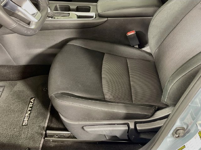 Used 2025 Nissan Sentra SV w/ All-Weather Package FWD image 19