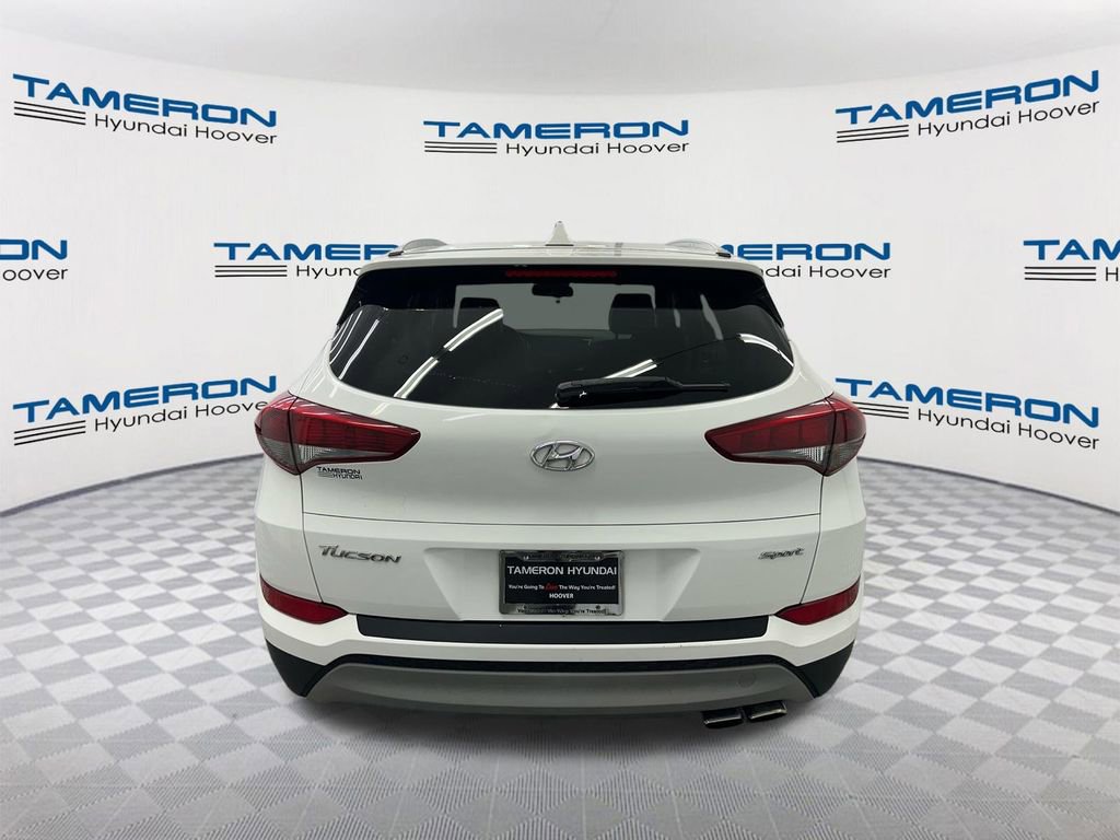 Used 2018 Hyundai Tucson Sport FWD image 4