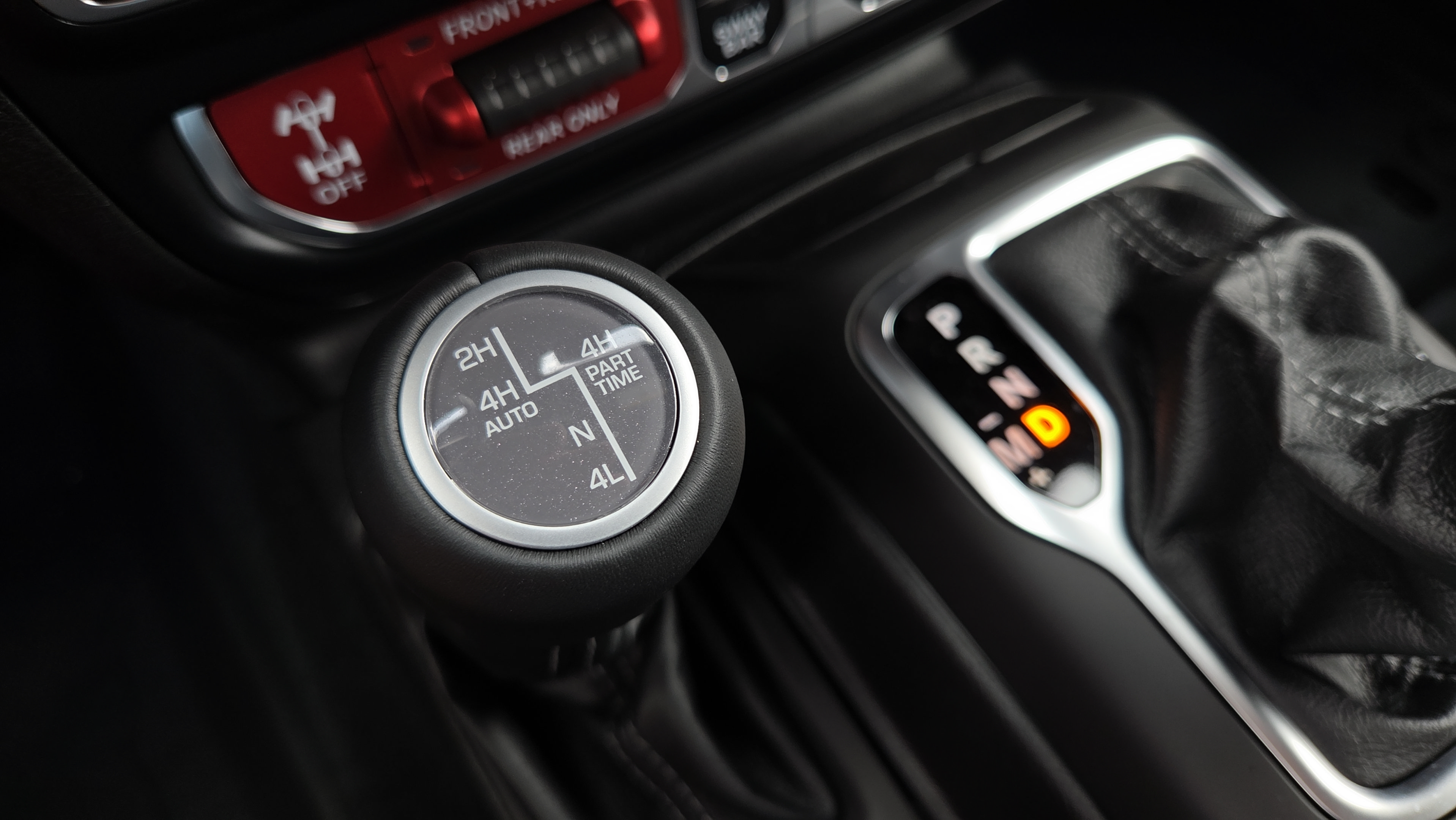 Used 2026 Jeep Wrangler Unlimited Rubicon AWD/4WD image 26