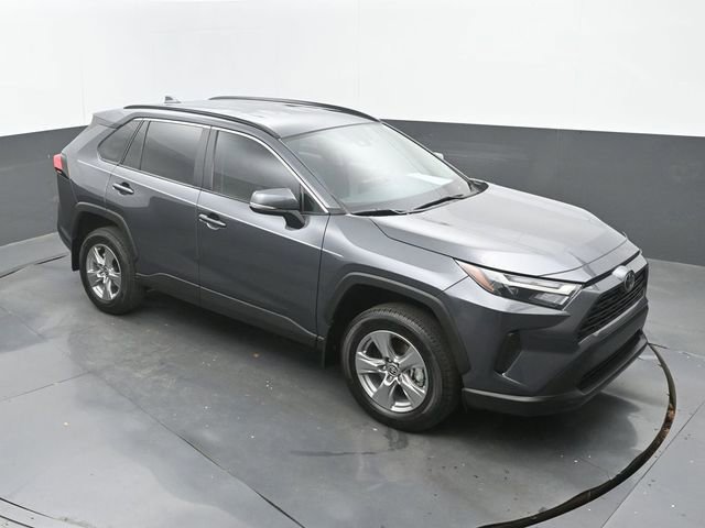 Used 2025 Toyota RAV4 XLE image 29