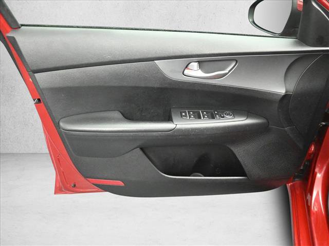 Used 2019 Kia Forte LXS image 17