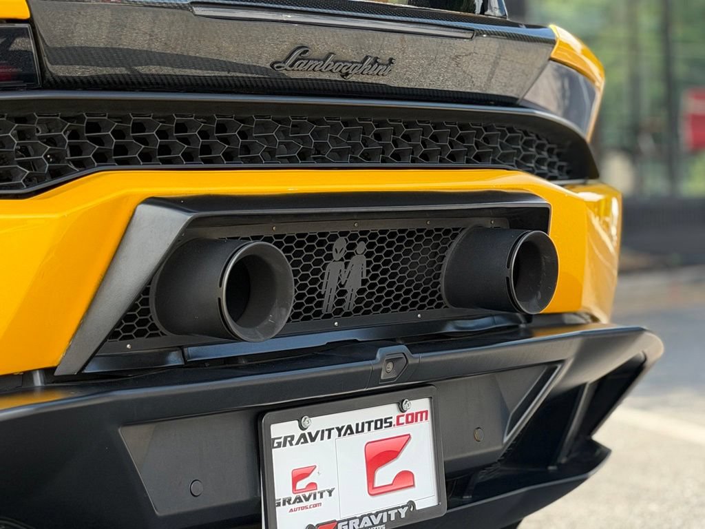 Used 2015 Lamborghini Huracan LP 610-4 AWD/4WD image 21