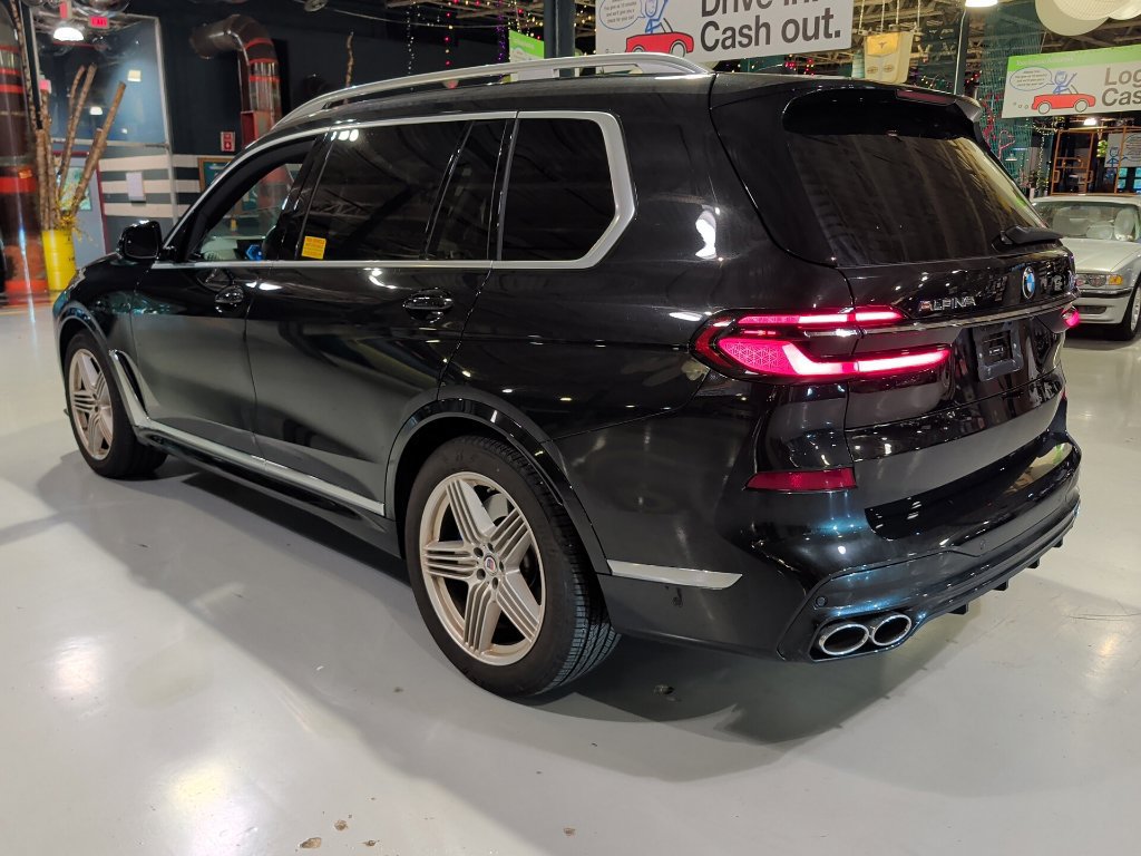 Certified 2025 BMW ALPINA XB7 AWD/4WD image 18