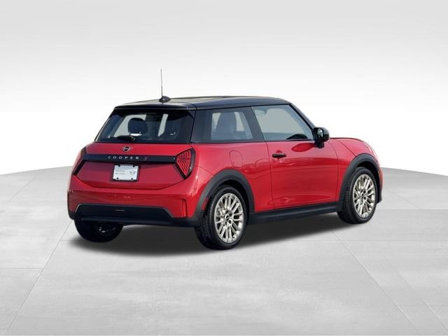 Certified 2025 MINI Cooper S image 4