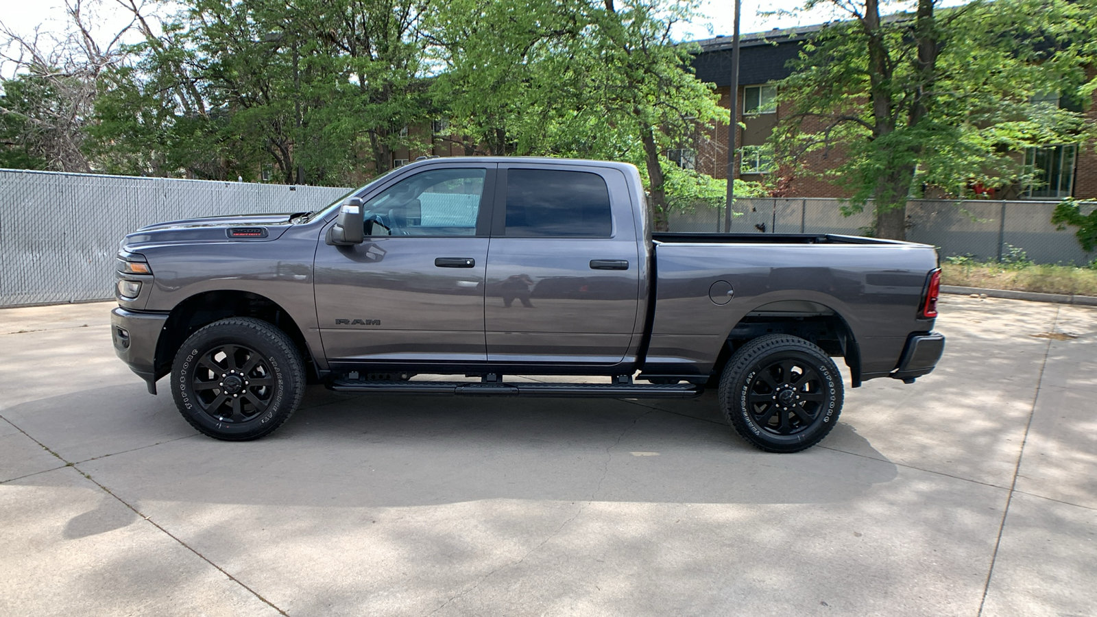 Used 2026 RAM 2500 Big Horn AWD/4WD image 2