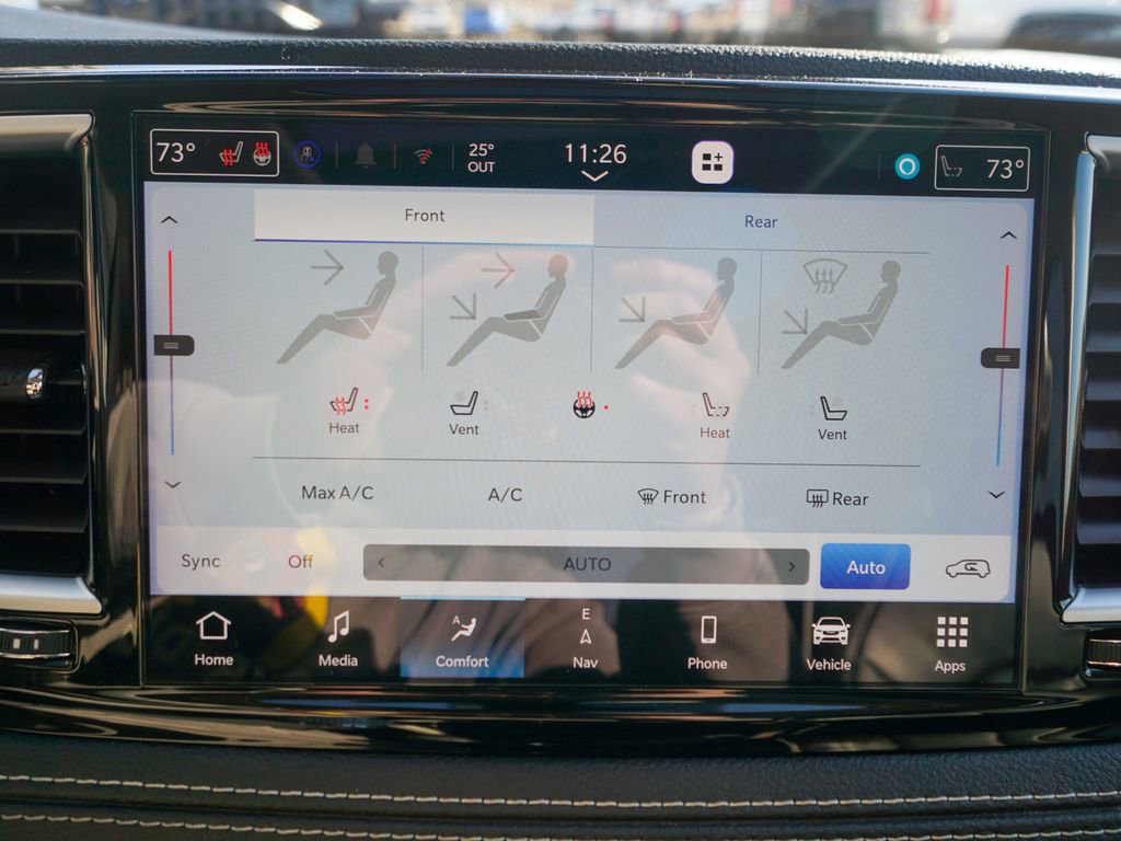 Used 2021 Chrysler Pacifica Limited w/ Uconnect Theater Family Group image 40