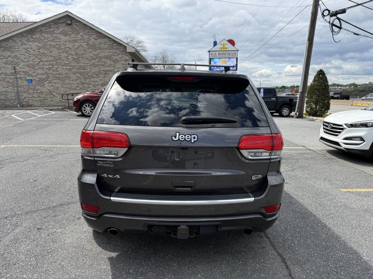 Used 2016 Jeep Grand Cherokee Overland image 6