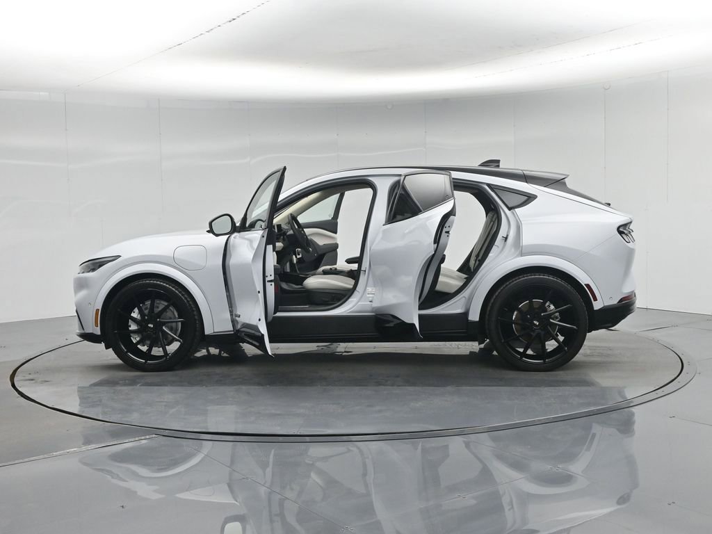 Used 2021 Ford Mustang Mach-E Premium image 36