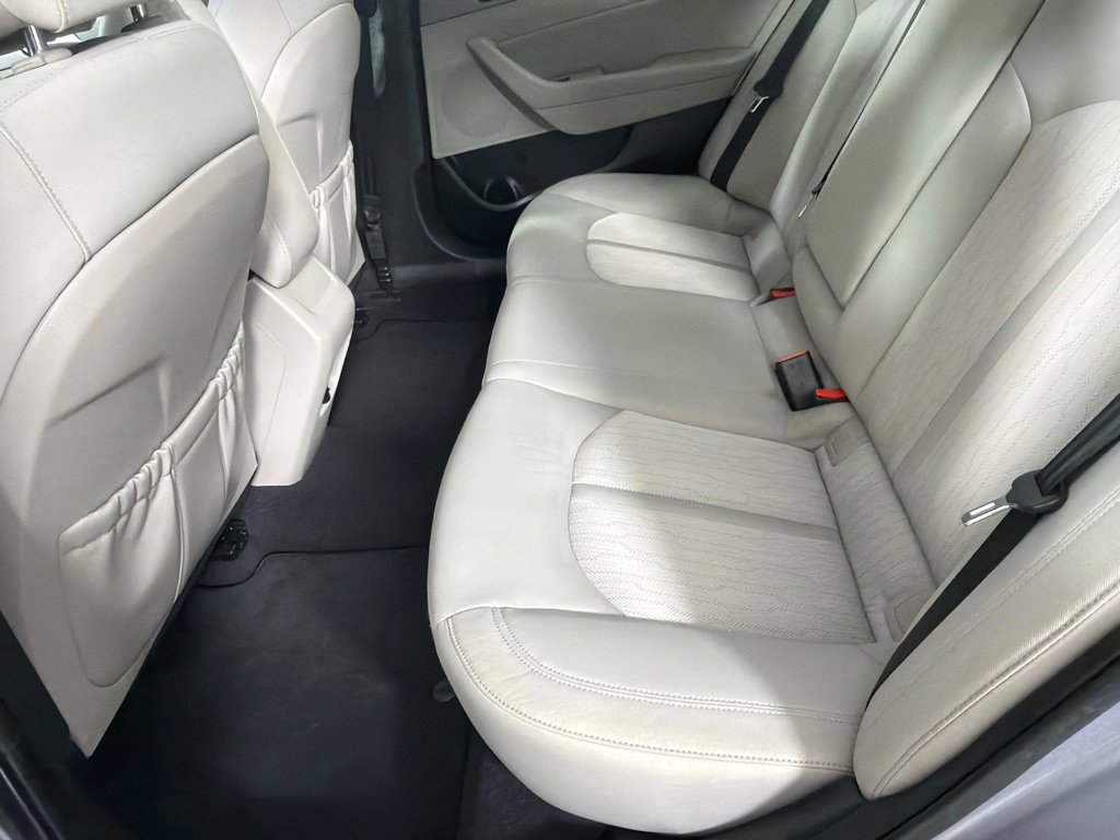 Used 2016 Hyundai Sonata SE FWD image 17