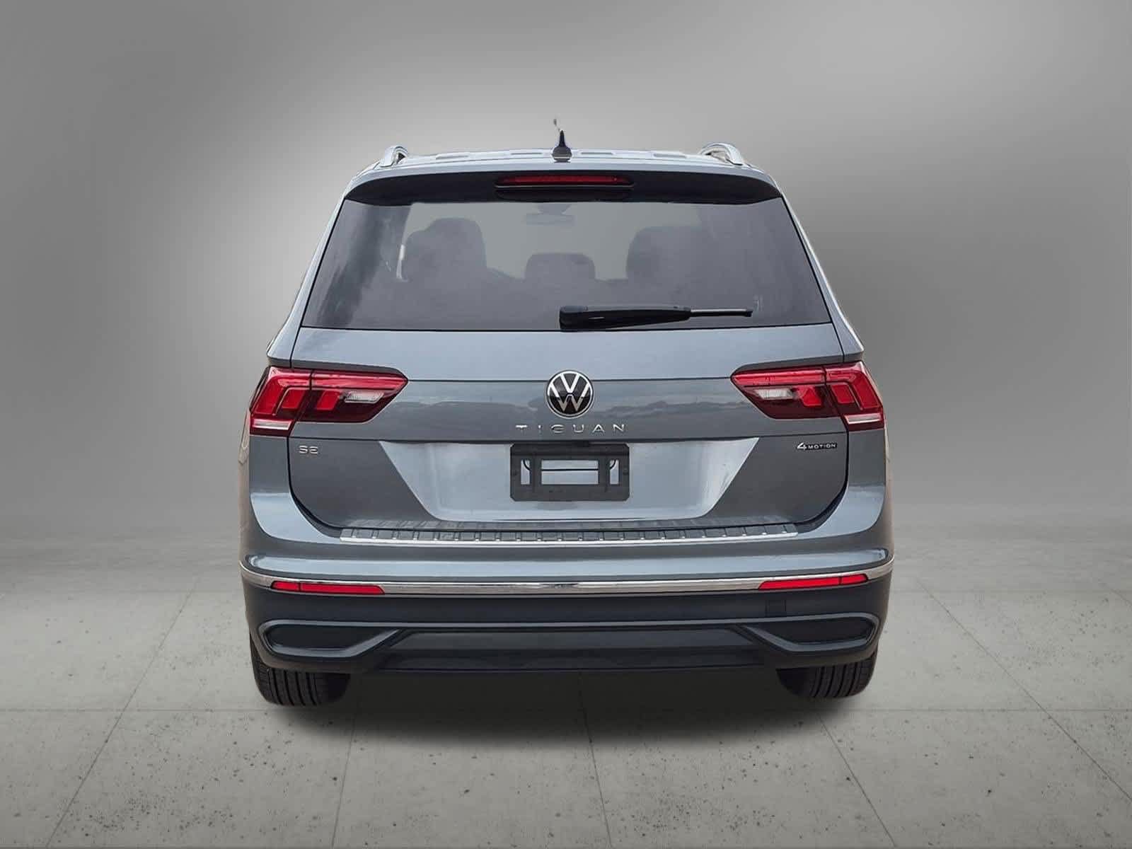 Used 2024 Volkswagen Tiguan SE AWD/4WD image 5
