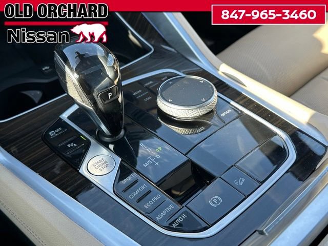 Used 2021 BMW X6 xDrive40i w/ Premium Package 3 AWD/4WD image 21