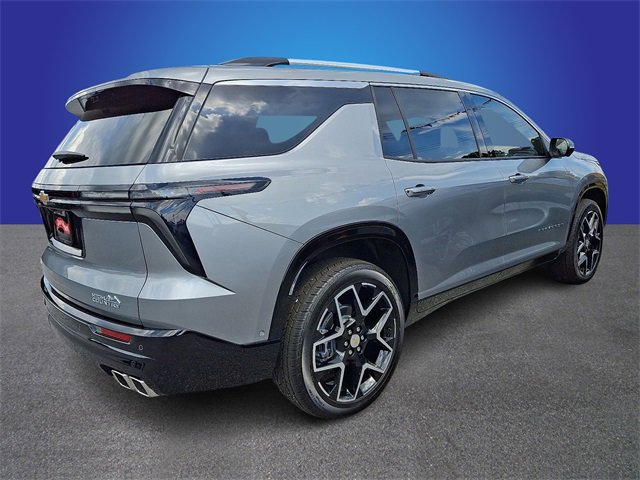New 2026 Chevrolet Traverse High Country image 3