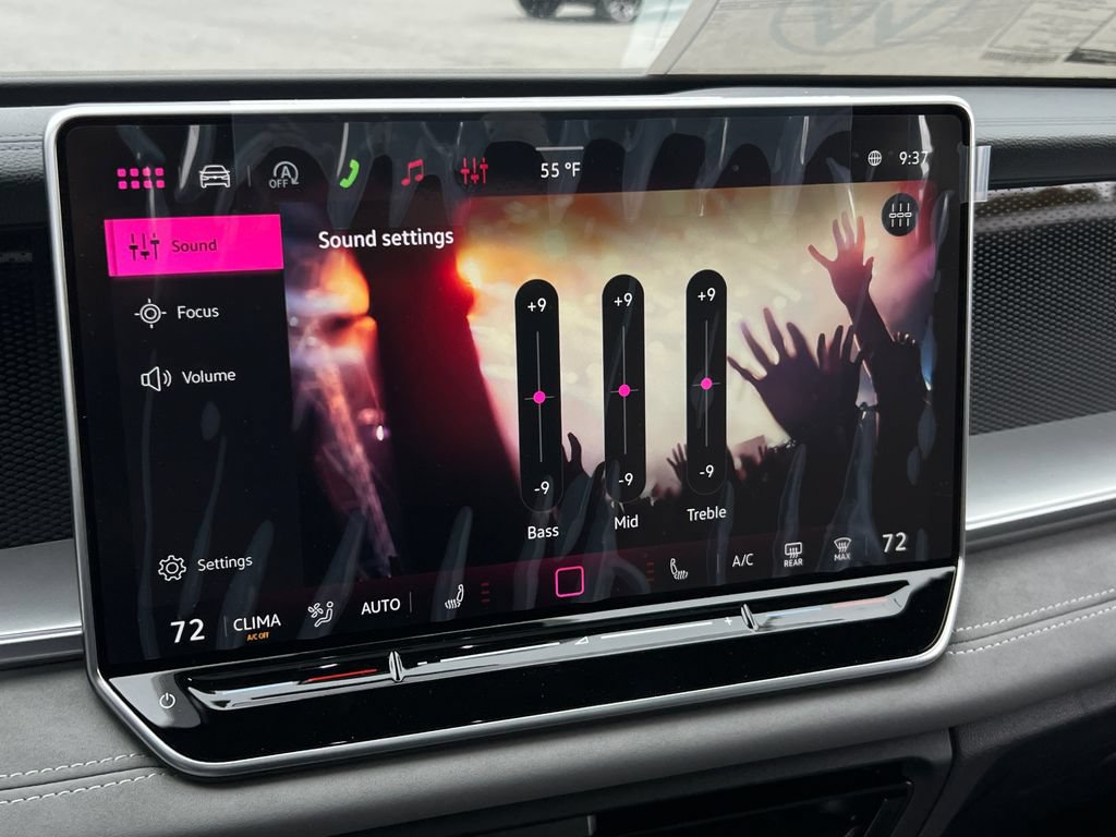 New 2026 Volkswagen Tiguan SE R-Line FWD image 25