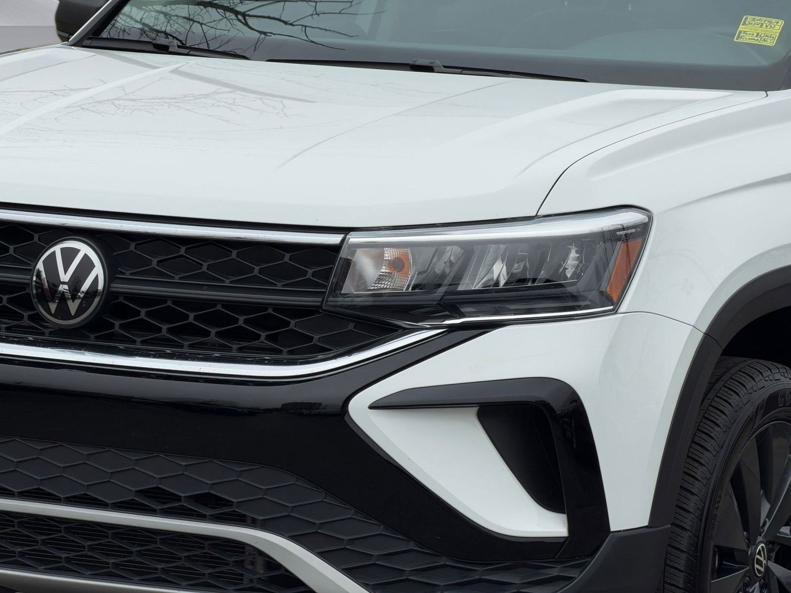Used 2024 Volkswagen Taos S image 11