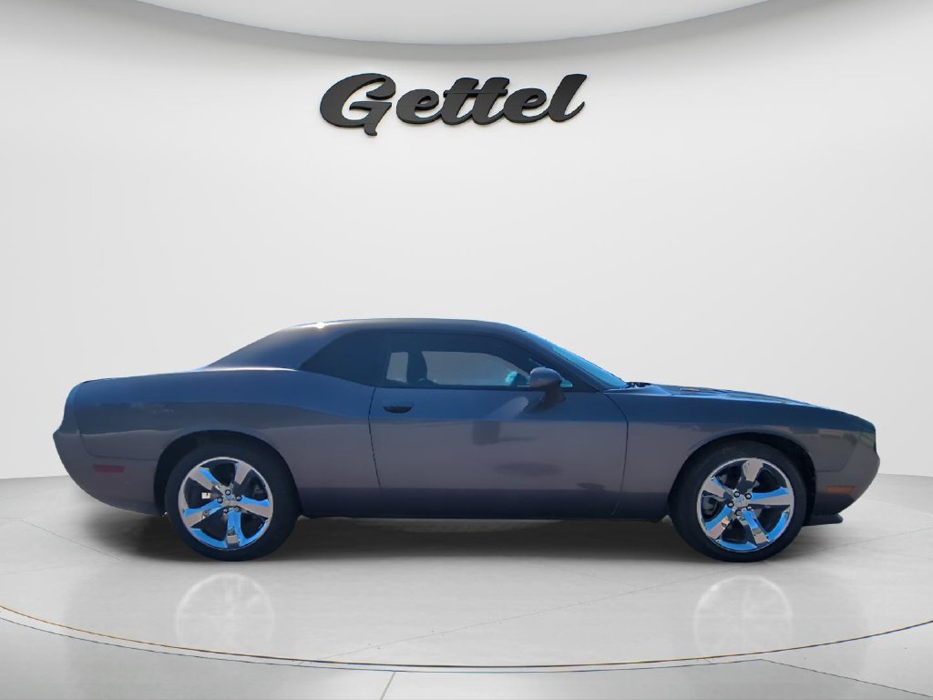 Used 2014 Dodge Challenger SXT Plus RWD image 4