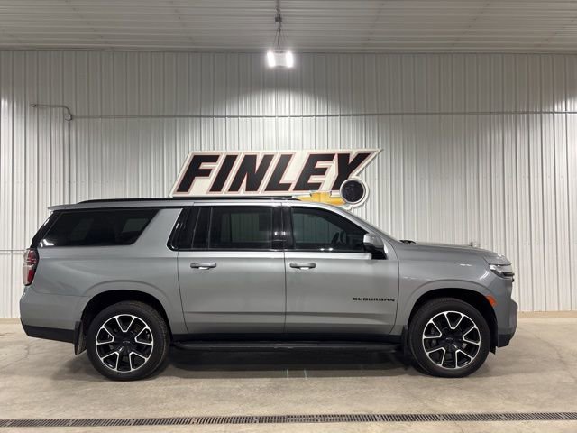 Used 2023 Chevrolet Suburban RST w/ Luxury Package image 2