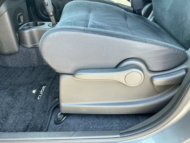 Used 2014 Nissan Cube 1.8 S w/ Interior Designer Package FWD image 19