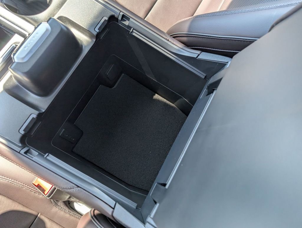 New 2026 Ford Expedition Platinum image 42