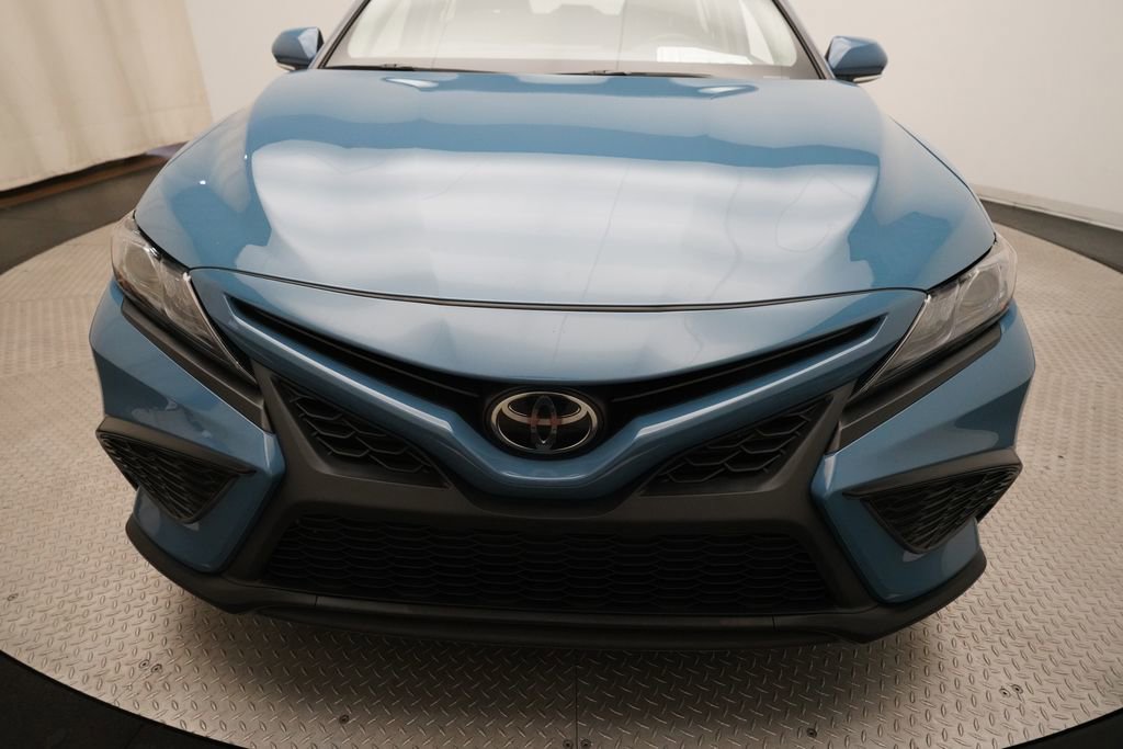Used 2024 Toyota Camry SE FWD image 21