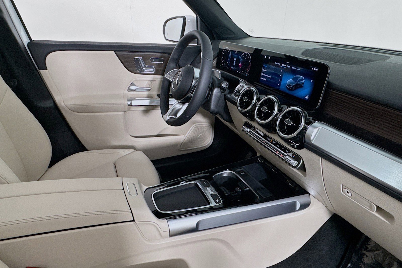 New 2026 Mercedes-Benz GLB 250 image 15