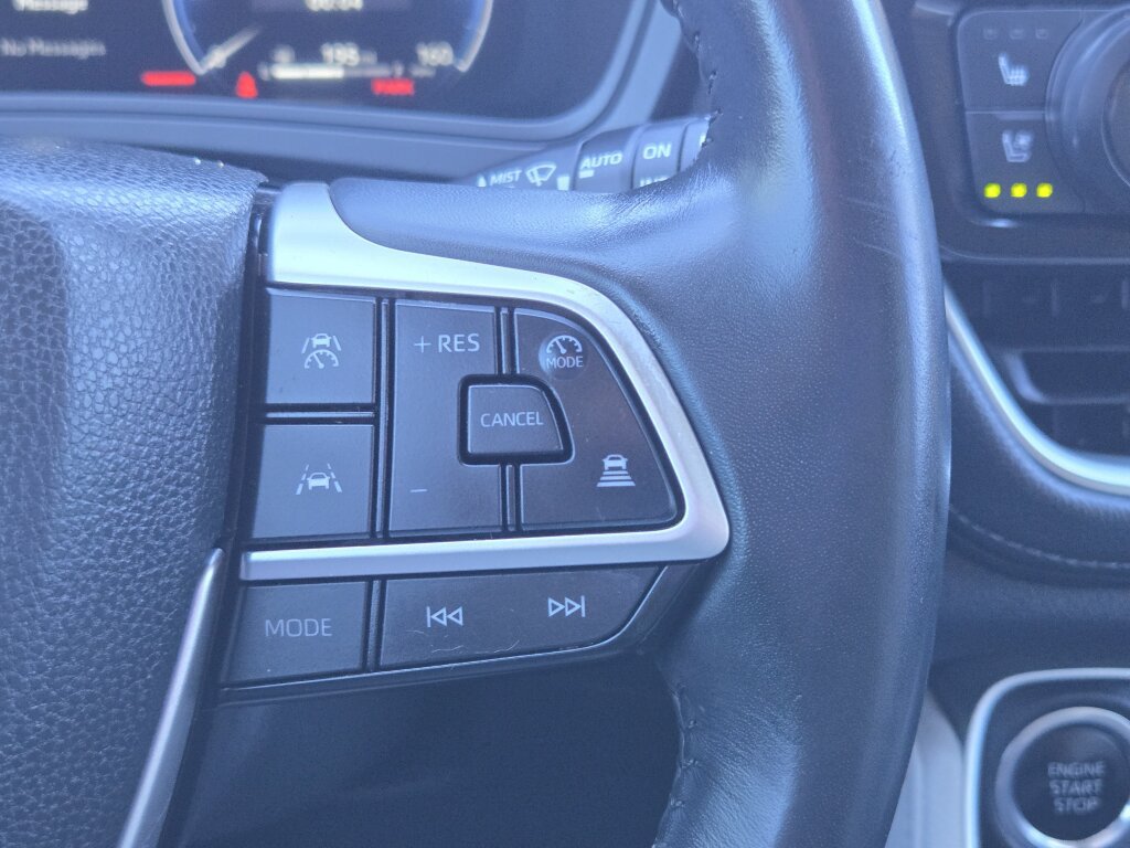 Used 2024 Toyota Grand Highlander AWD image 21