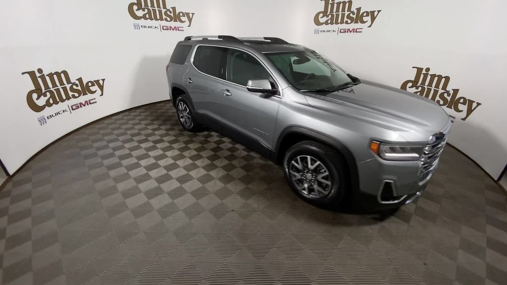 Used 2023 GMC Acadia SLT w/ Preferred Package AWD/4WD image 2