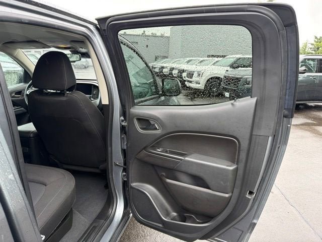 Used 2022 Chevrolet Colorado LT w/ Safety Package AWD/4WD image 20