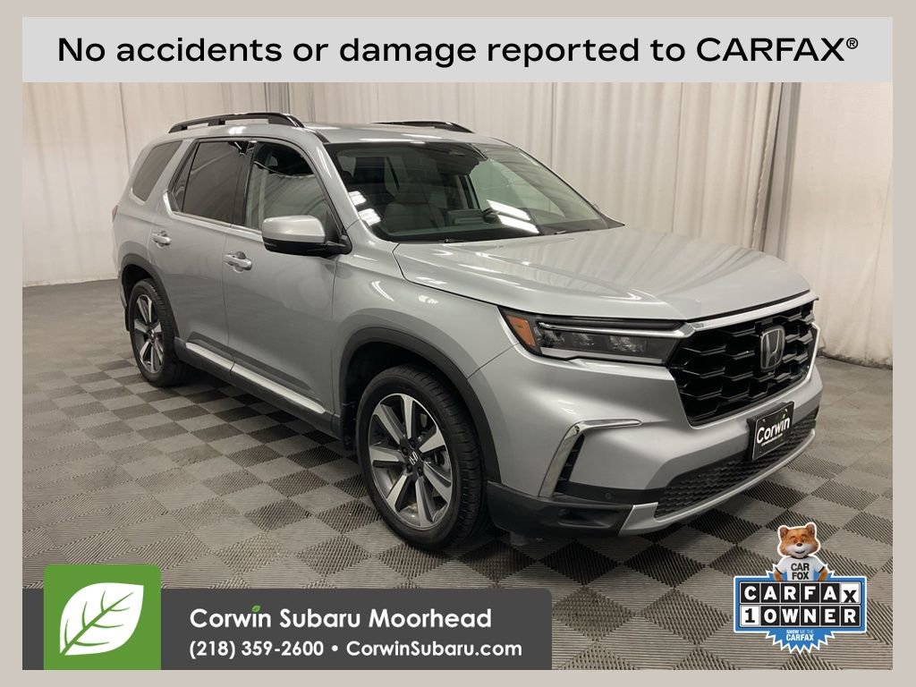 Used 2023 Honda Pilot Touring image 1