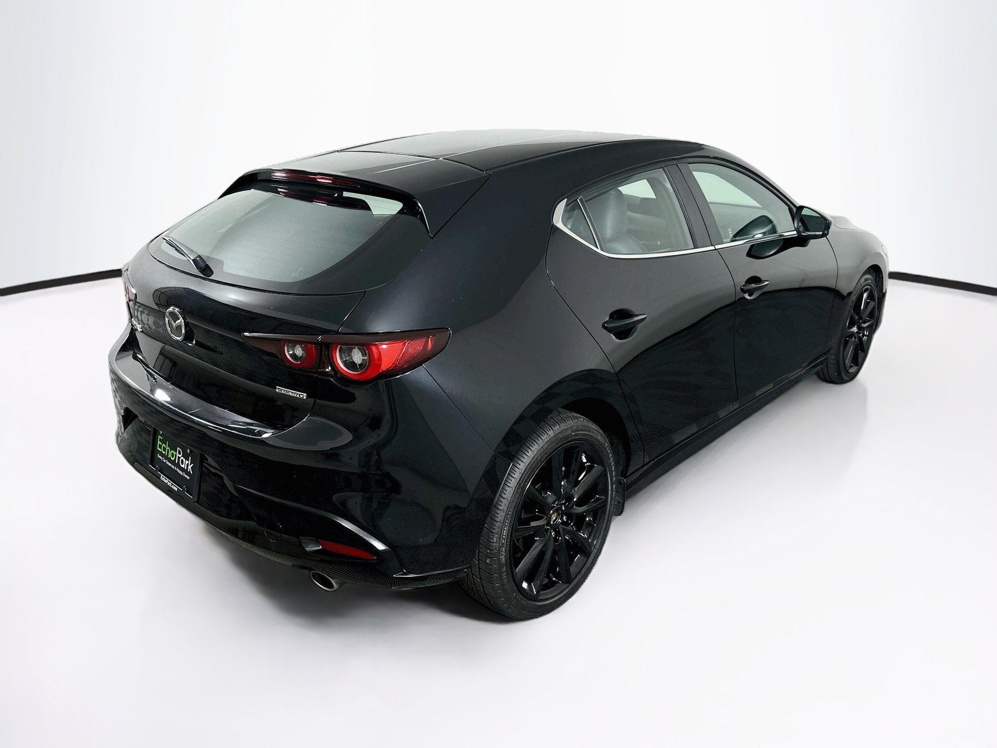 Used 2024 MAZDA MAZDA3 s FWD image 9