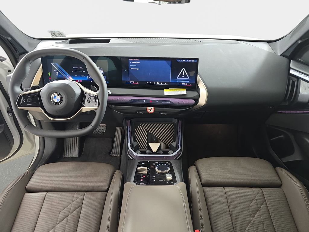 Used 2025 BMW X3 xDrive30i w/ Premium Package image 15
