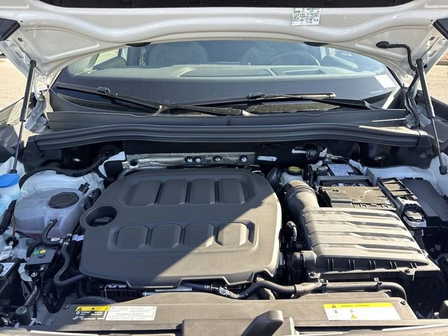 New 2026 Volkswagen Tiguan SE R-Line image 23