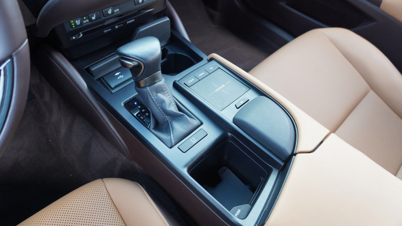 Certified 2021 Lexus ES 350 w/ Premium Package FWD image 20