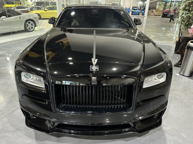 Used 2015 Rolls-Royce Wraith RWD image 16