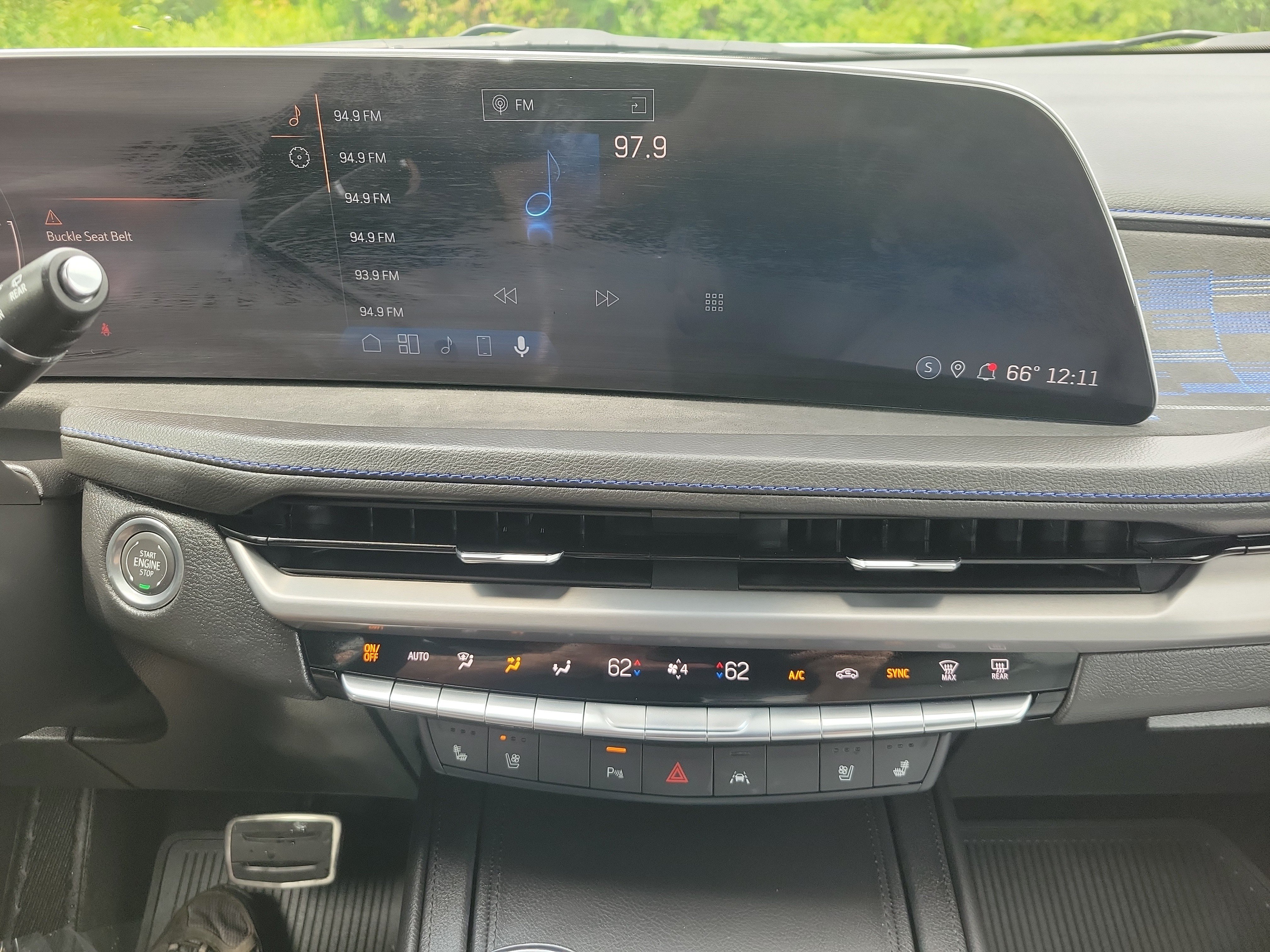 Used 2024 Cadillac XT4 Sport AWD/4WD image 25