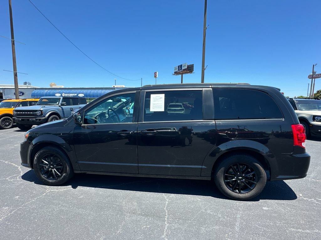 Used 2020 Dodge Grand Caravan SE FWD image 4