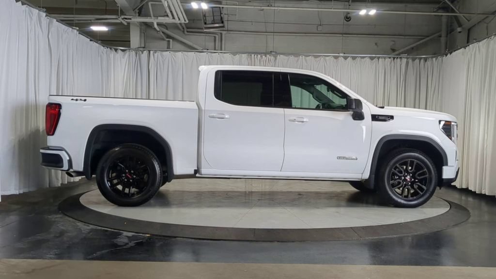 Used 2026 GMC Sierra 1500 Elevation AWD/4WD image 11