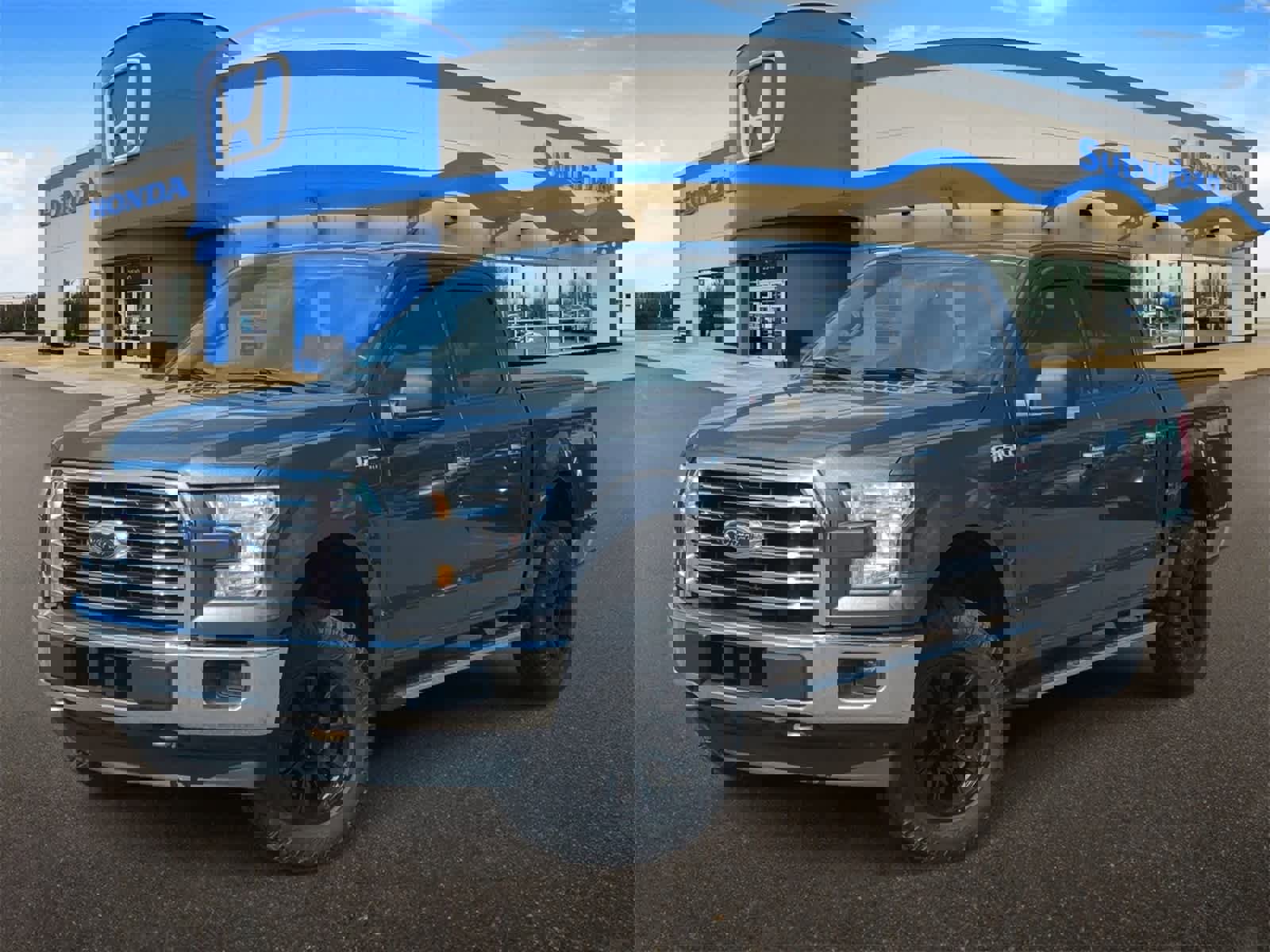 Used 2017 Ford F150 XLT w/ Equipment Group 302A Luxury