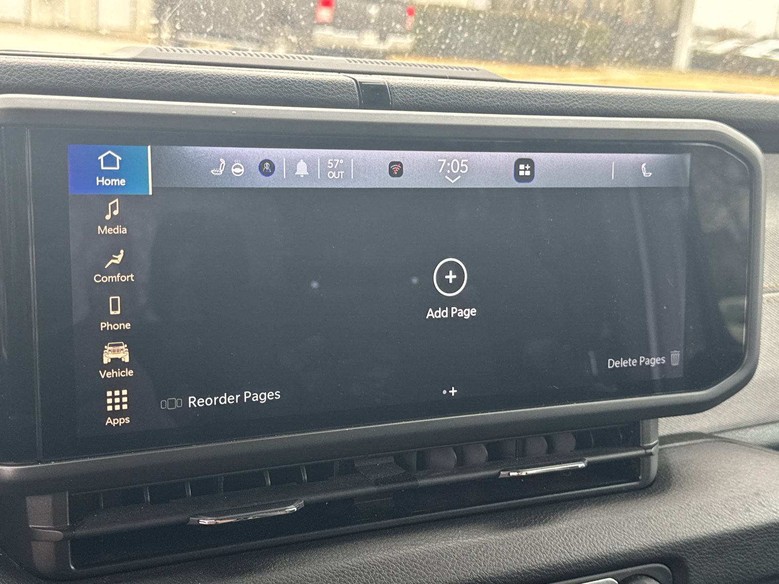 Used 2025 Jeep Gladiator Sport image 26